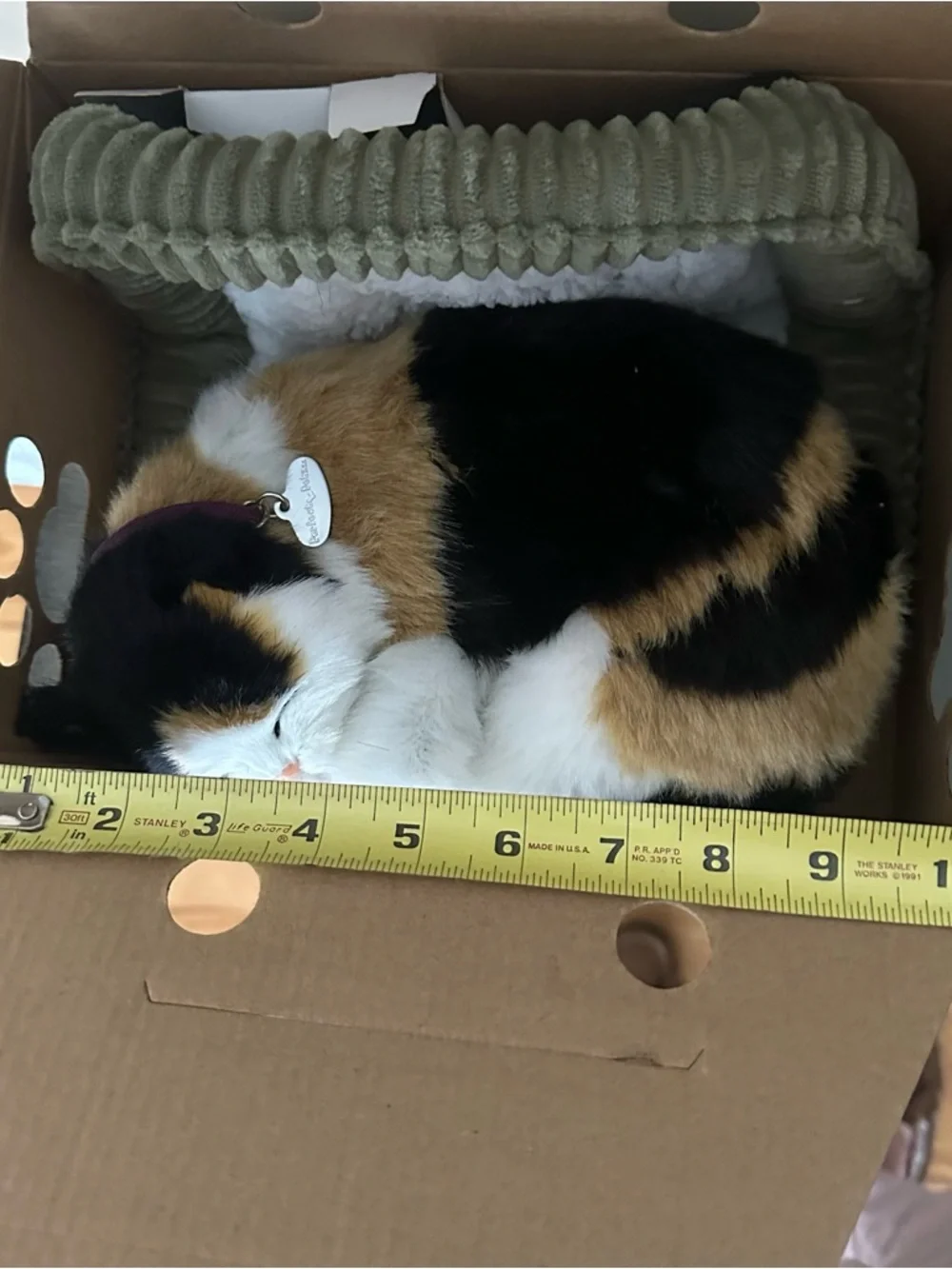 Perfect Petzzzz Calico Lifelike Sleeping Cat - Calico, New in Box